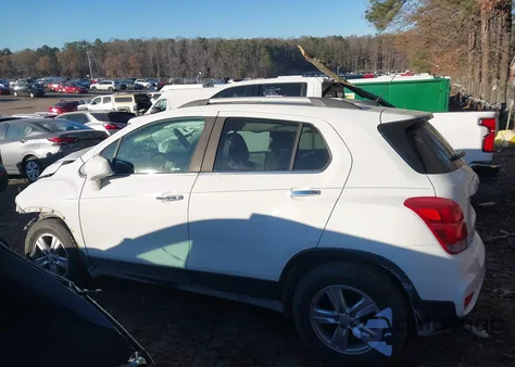 2019 Chevrolet Trax Lt z USA, uszkodzony, nr VIN KL7CJLSB2KB757996